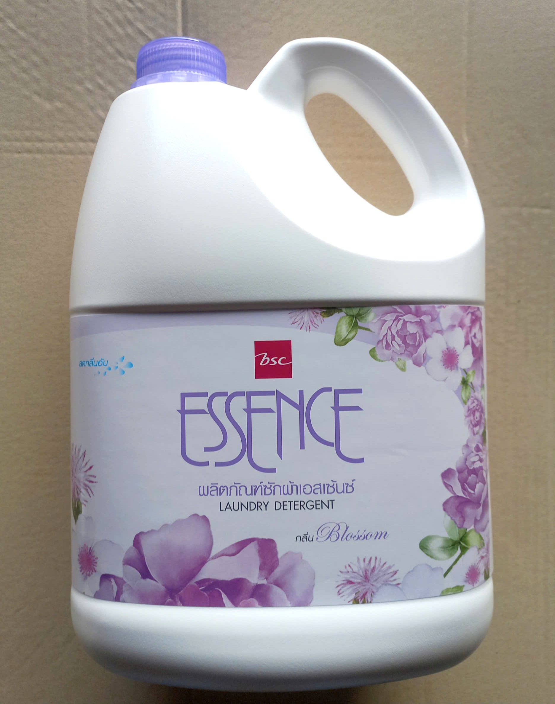 Nước giặt ESSENCE 3000ml (Blossom - tím), mã số: 8850002807389