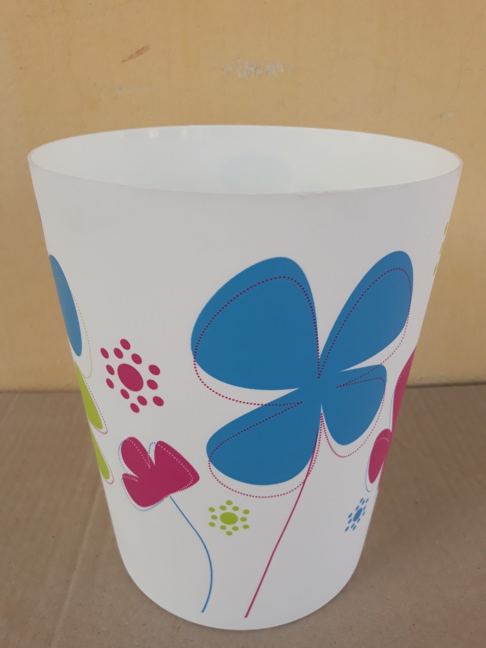Sọt rác có hoa văn 5,5 lít (20x24cm), mã số: PN672D