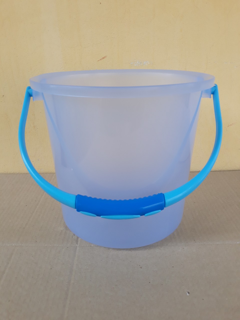 Xô nhựa không nắp 10 lít (28x25.5cm), mã số: 3.5GL